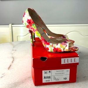 ELLE Elkatia Floral d’orsay peep toe pumps, size 10